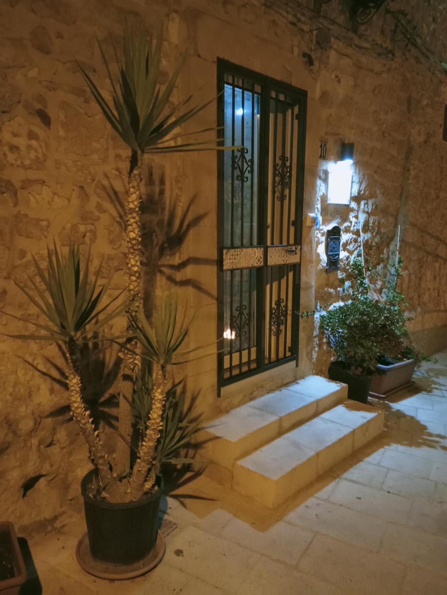 Villa La Dimora Di Angela Ragusa Exterior foto